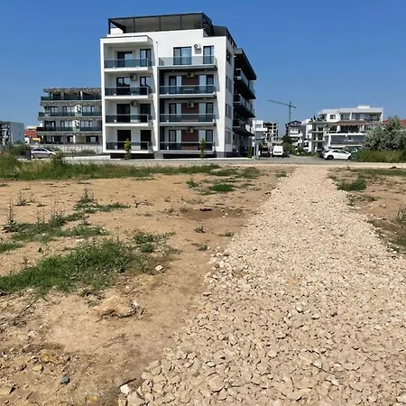 Eka-ban Apartment Navodari
